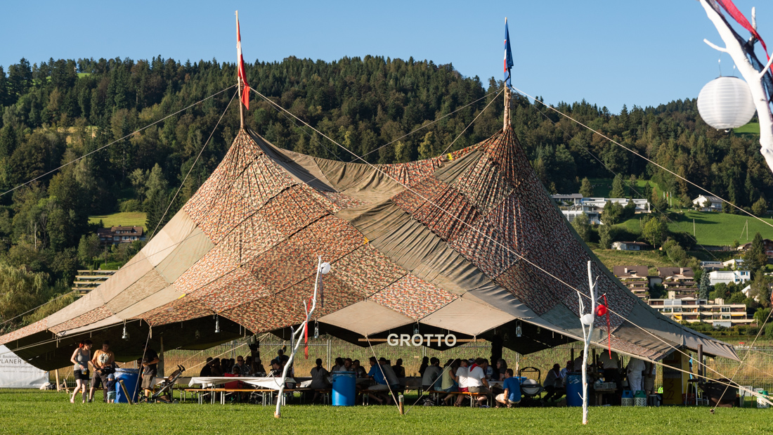 SLIDER_1100x619_Lagerbauten_160827_CHH5529